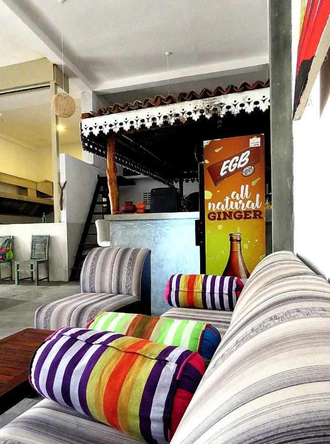 H&C Heaven Beach Hotel Unawatuna Bagian luar foto