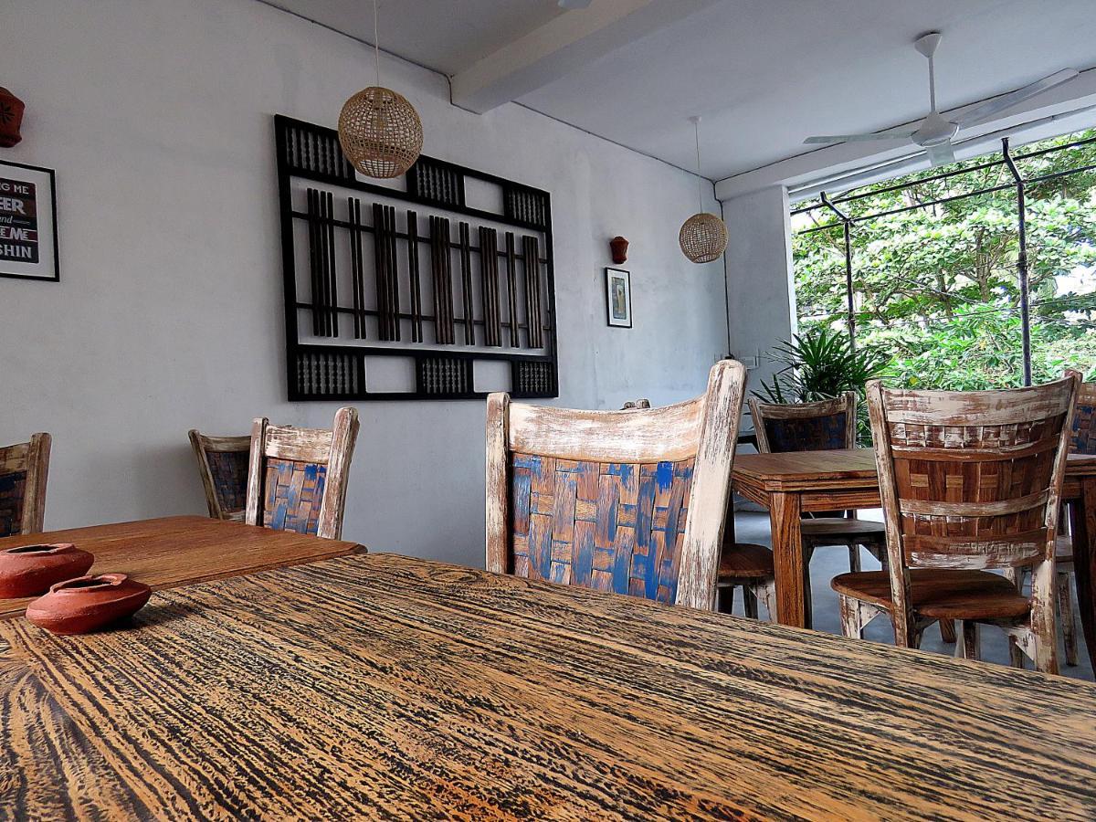 H&C Heaven Beach Hotel Unawatuna Bagian luar foto