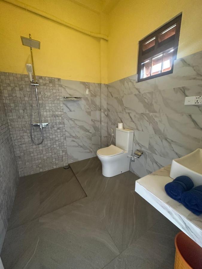 H&C Heaven Beach Hotel Unawatuna Bagian luar foto