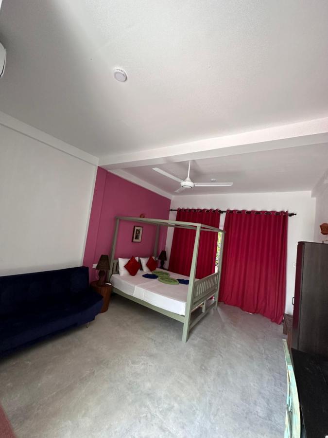 H&C Heaven Beach Hotel Unawatuna Bagian luar foto